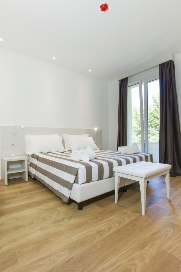 Hotel Houston Suites Rimini Luaran gambar