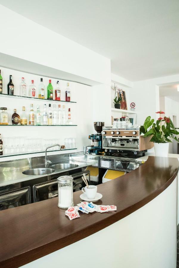 Hotel Houston Suites Rimini Luaran gambar